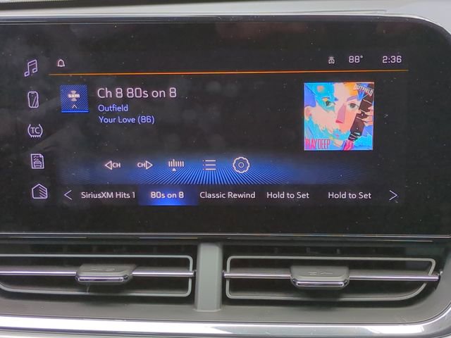 Used 2025 Chevrolet Trax LT w/ Driver Confidence Package image 17