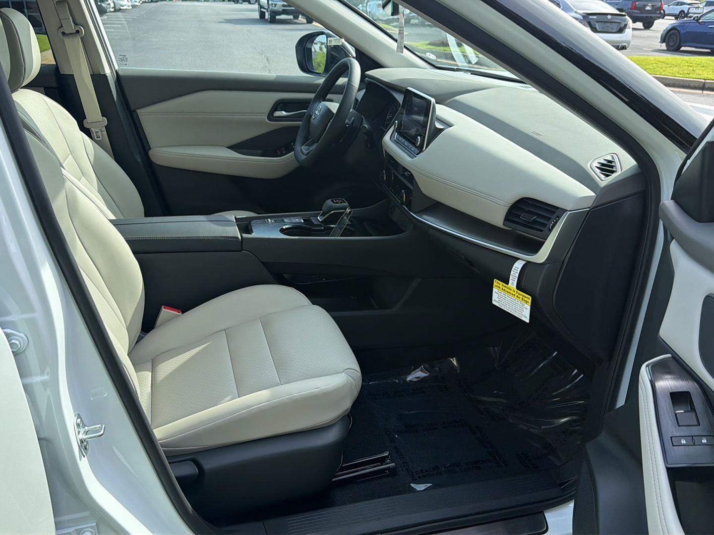 New 2026 Nissan Rogue Dark Armor FWD image 13