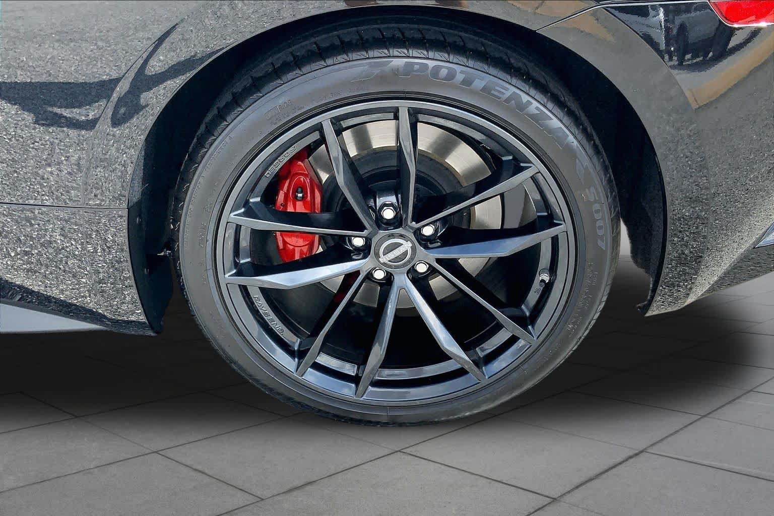 Used 2025 Nissan Z Performance w/ Floor Mat Package RWD image 10