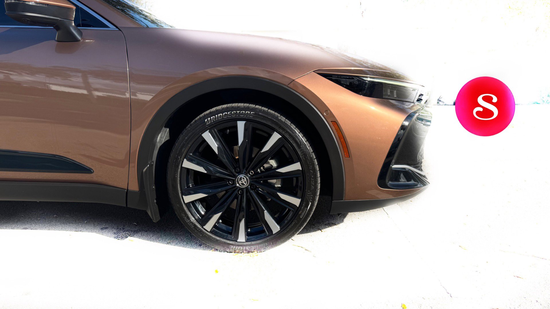 Used 2025 Toyota Crown Platinum image 23