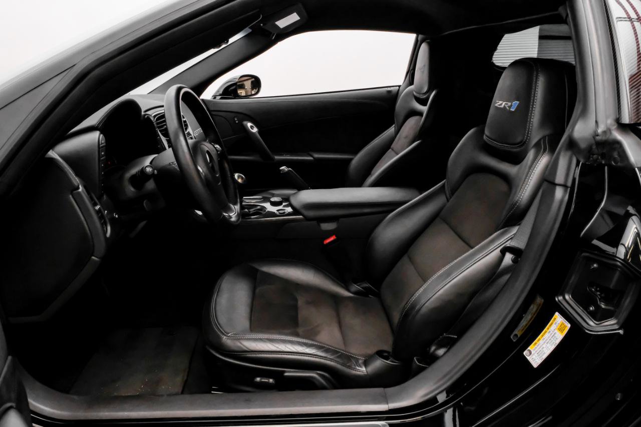 Used 2013 Chevrolet Corvette ZR1 w/ 3ZR Preferred Equipment Group RWD image 4