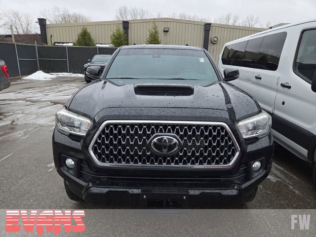Certified 2019 Toyota Tacoma TRD Sport image 2