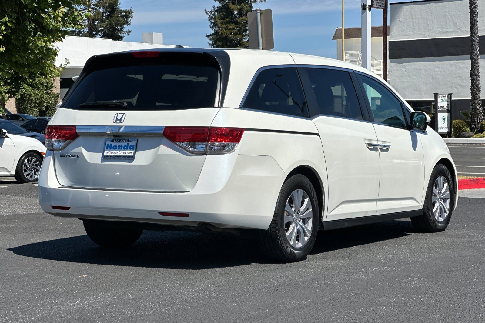 Used 2017 Honda Odyssey EX-L image 8