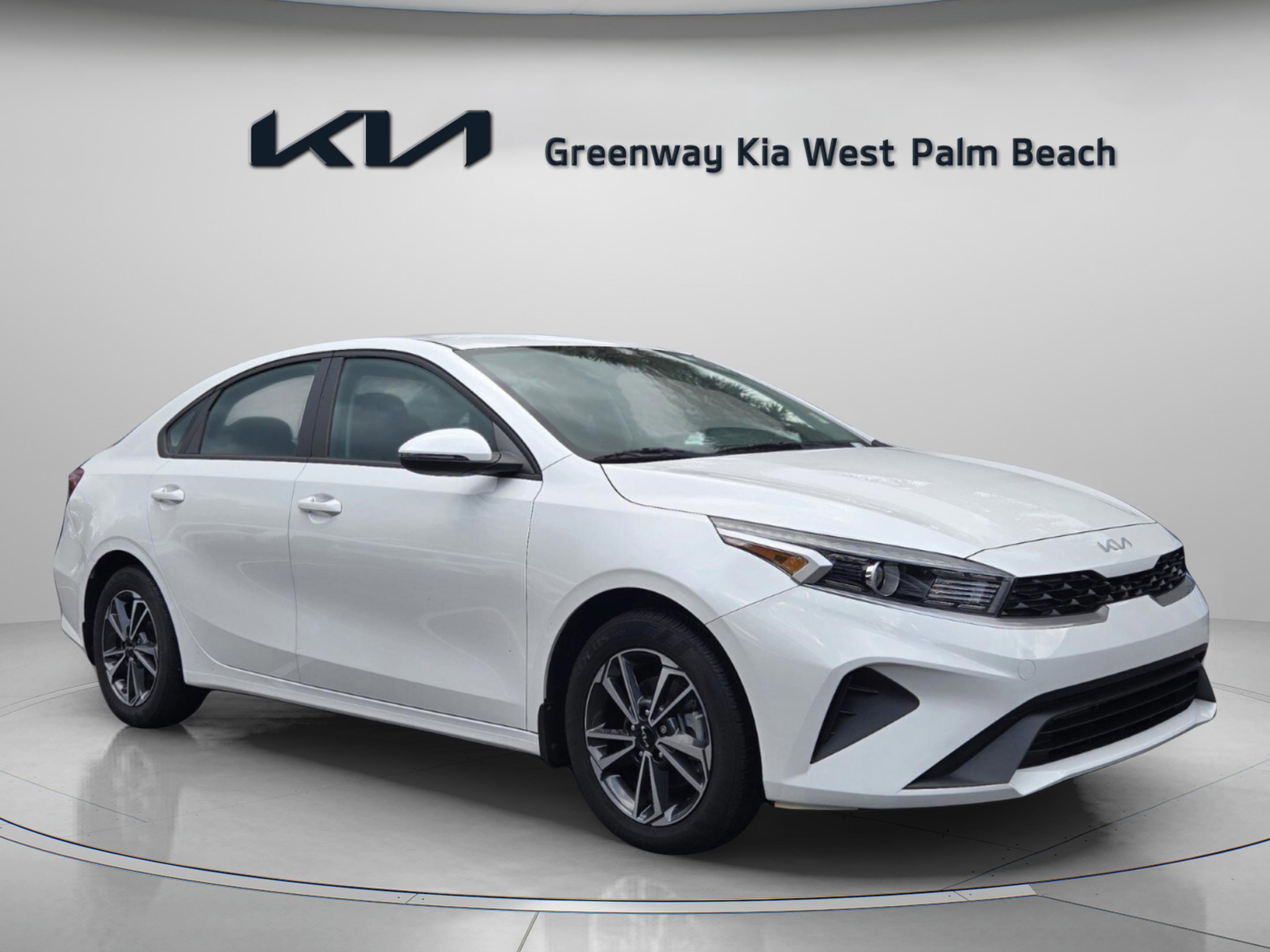 Used 2023 Kia Forte LXS w/ LXS Technology Package image 1
