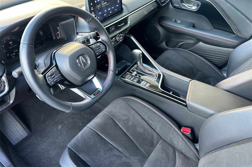 Certified 2025 Acura ADX A-Spec image 11