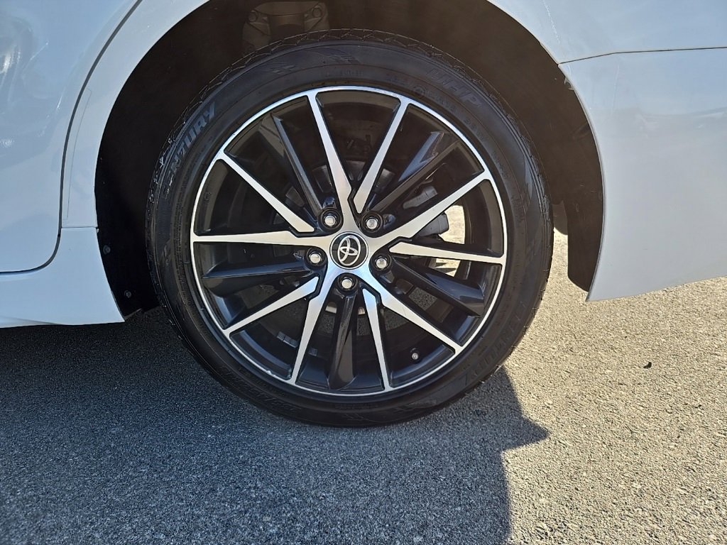 Used 2023 Toyota Camry SE image 10