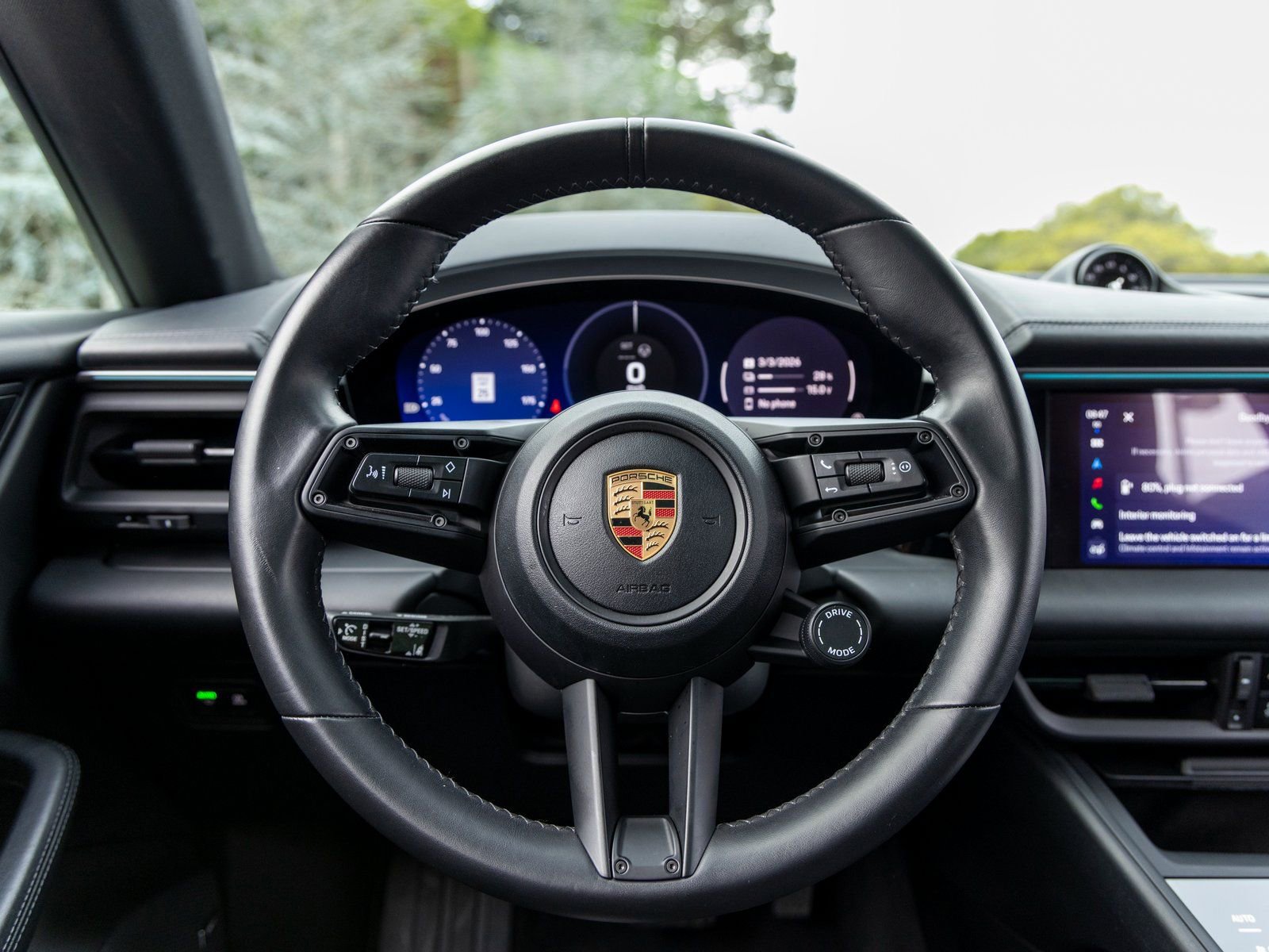 Used 2024 Porsche Macan 4 Electric image 28