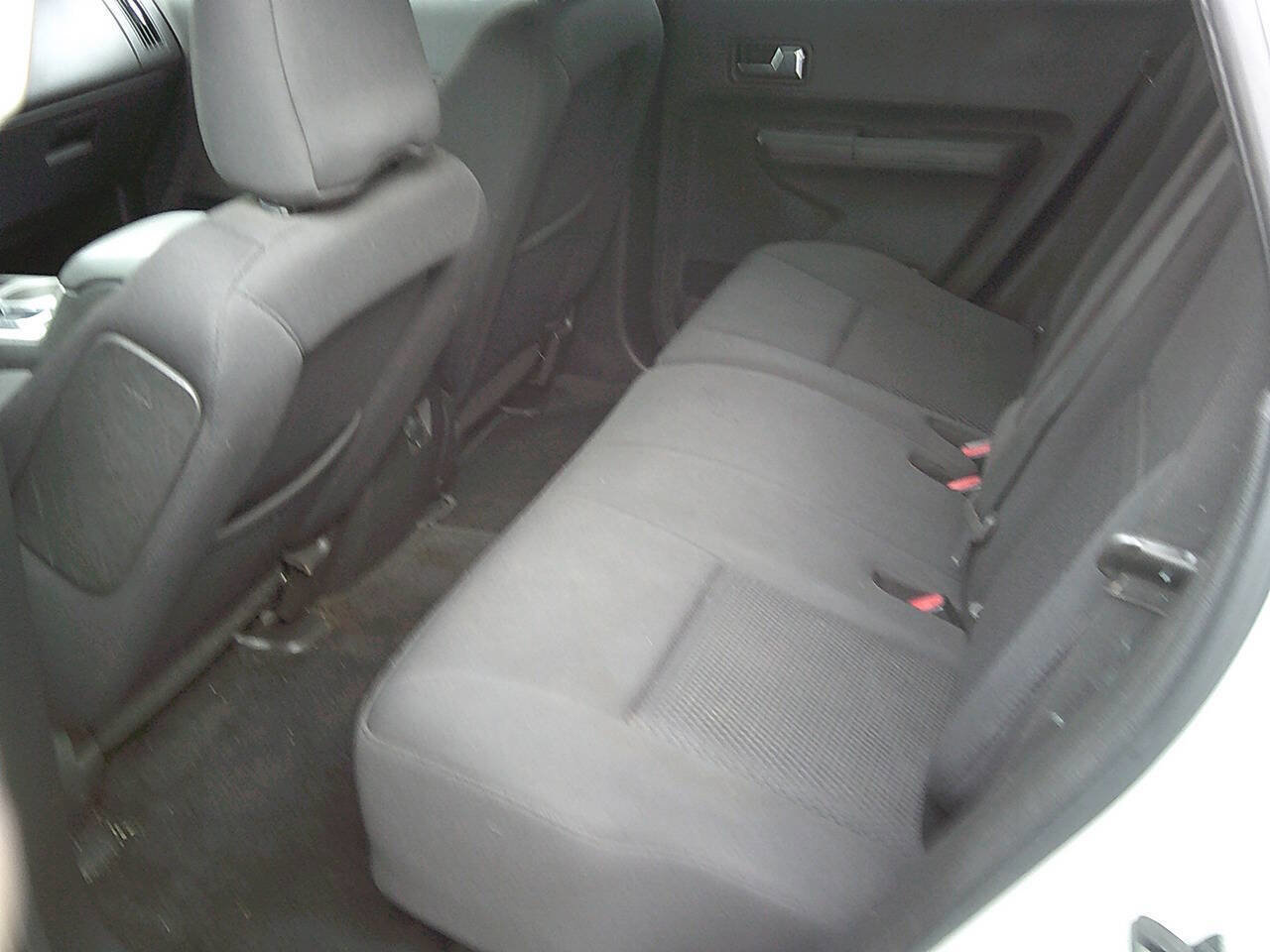 Used 2009 Ford Edge SE image 4