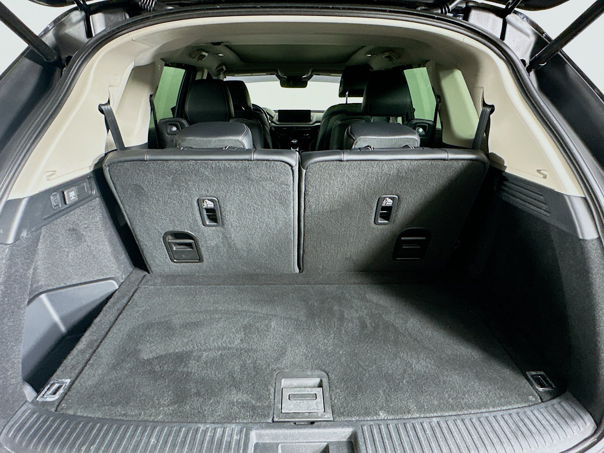 Used 2023 Acura MDX SH-AWD w/ Technology Package image 32