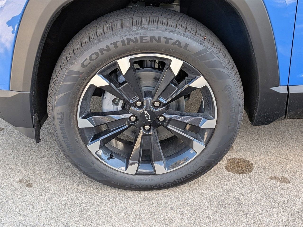 New 2026 Chevrolet Equinox RS w/ Convenience Package III FWD image 7