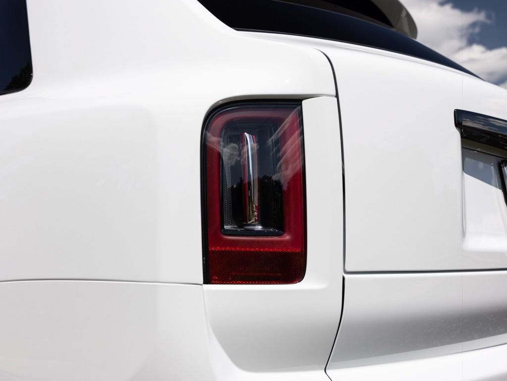 New 2027 Rolls-Royce Cullinan Black Badge AWD/4WD image 68