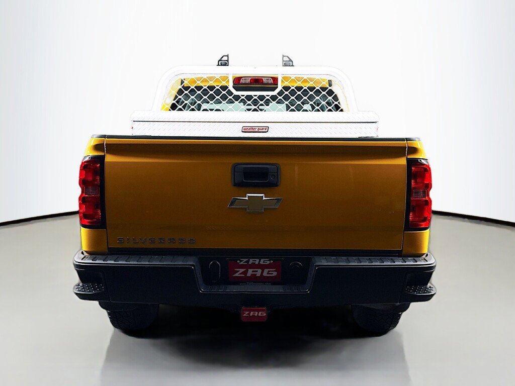 Used 2018 Chevrolet Silverado 1500 W/T w/ Trailering Package AWD/4WD image 4