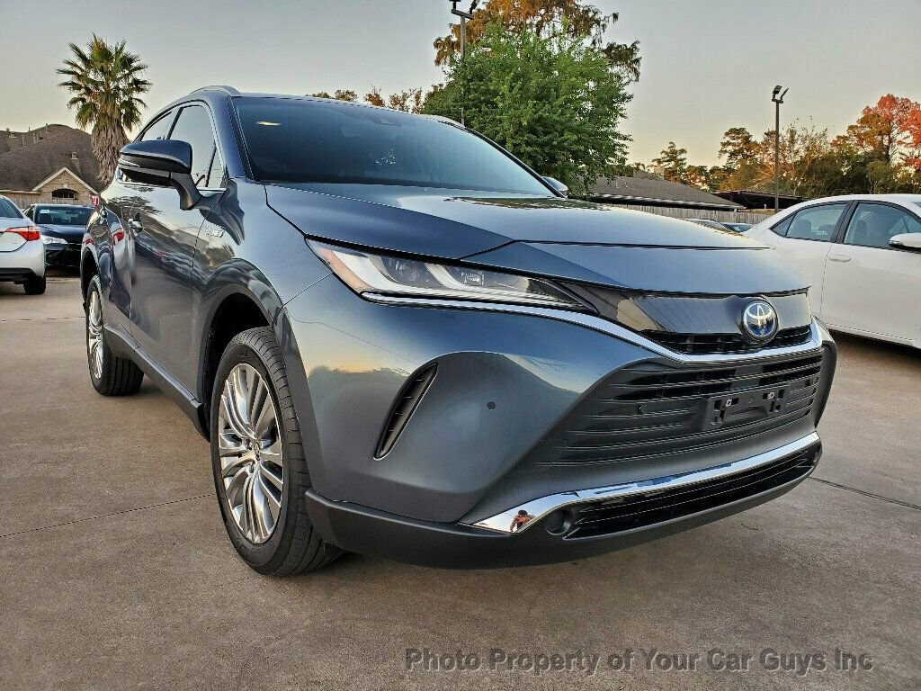 Used 2021 Toyota Venza XLE w/ Softex Package image 6