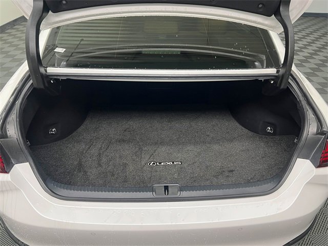 Used 2019 Lexus ES 300h image 8