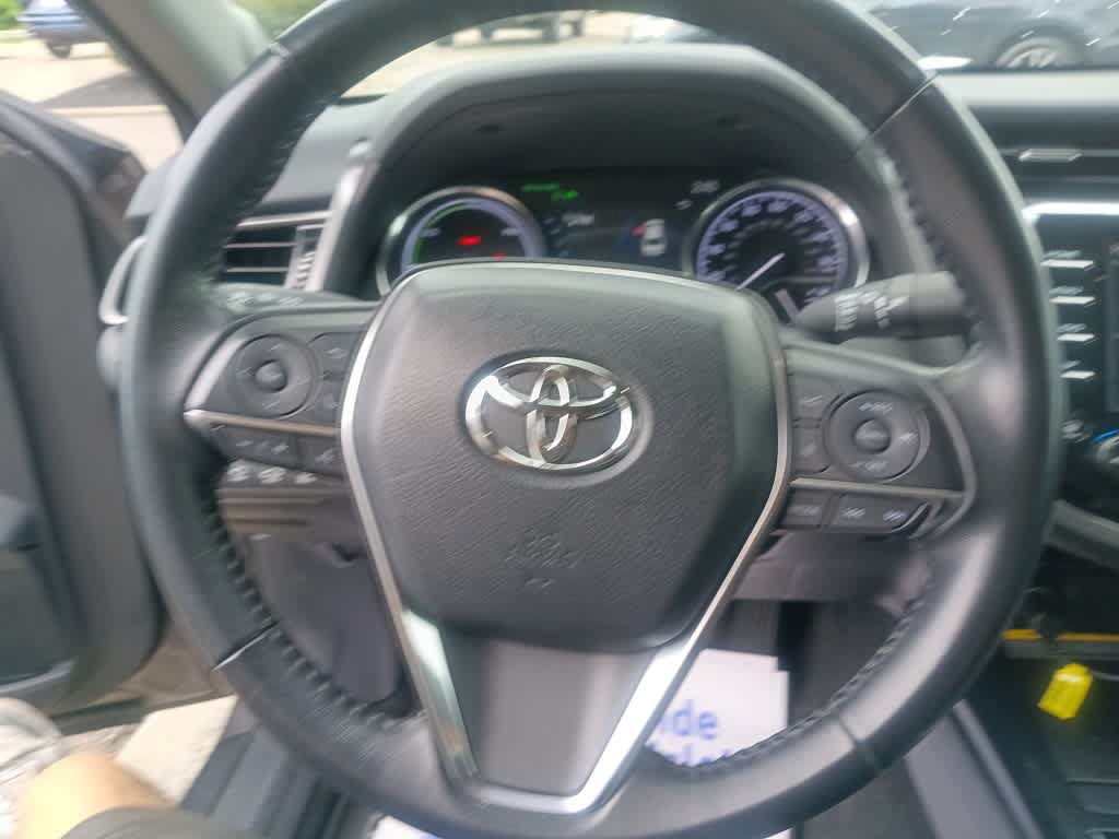 Used 2019 Toyota Camry XLE w/ Driver Assist Package FWD image 12