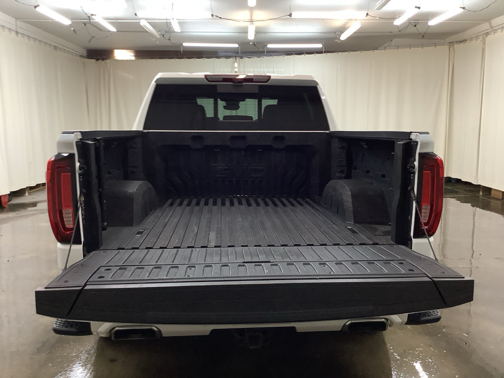 Used 2024 GMC Sierra 1500 Denali Ultimate AWD/4WD image 7