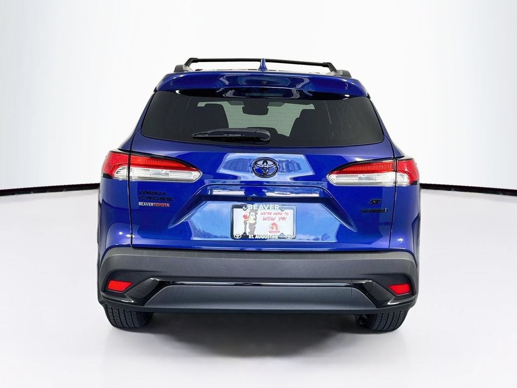Used 2024 Toyota Corolla Cross AWD Hybrid image 8