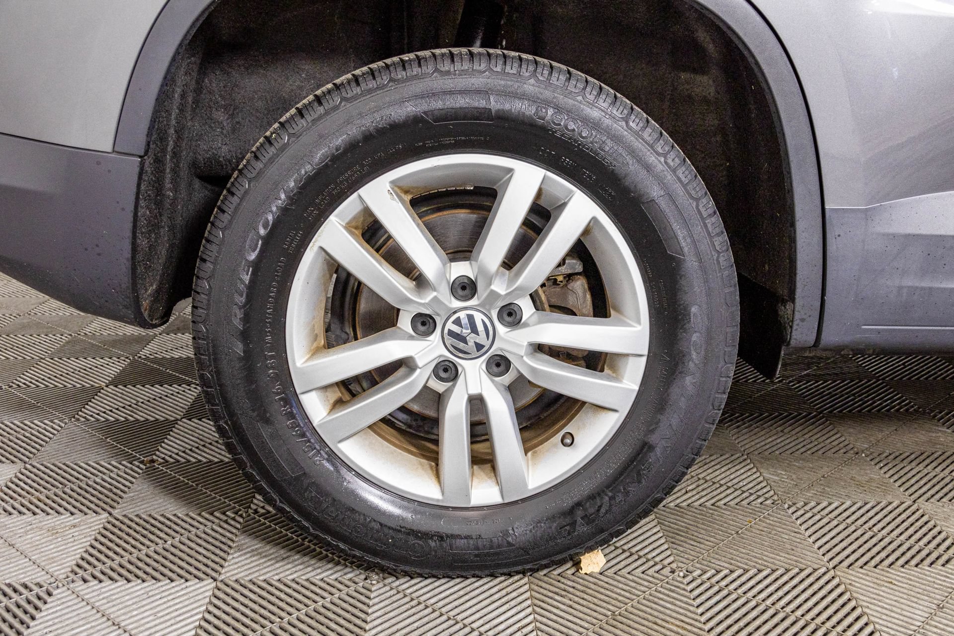 Used 2016 Volkswagen Tiguan S AWD/4WD image 49