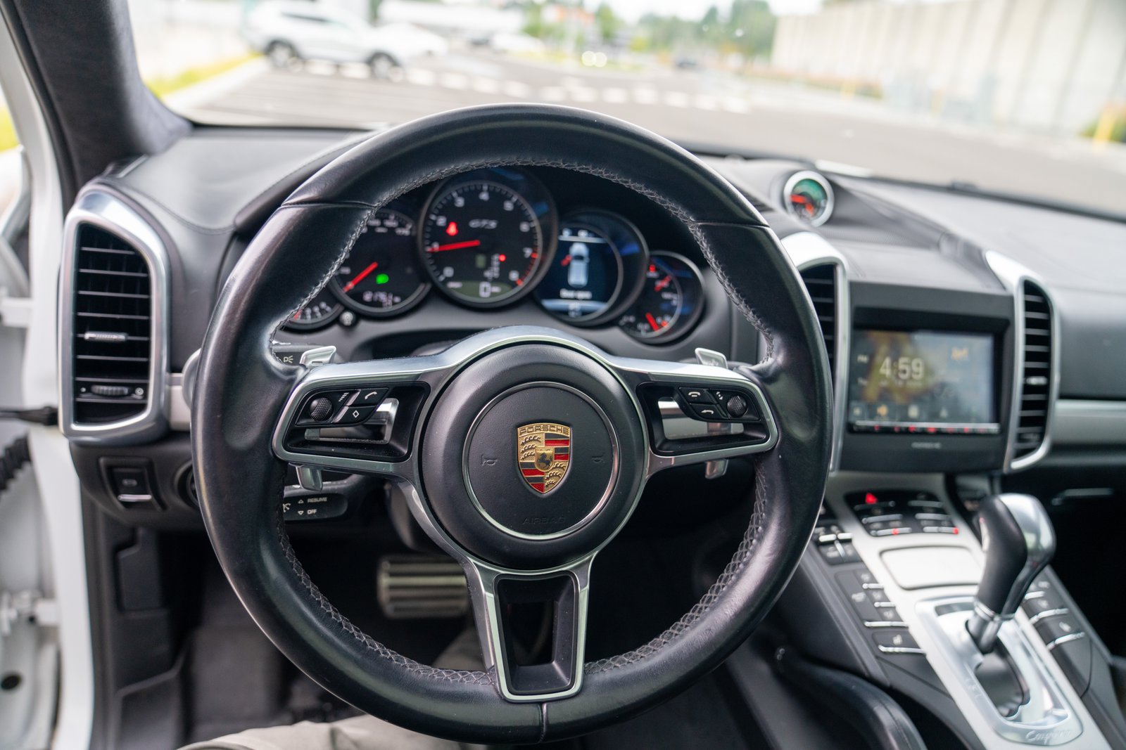 Used 2016 Porsche Cayenne GTS AWD/4WD image 13