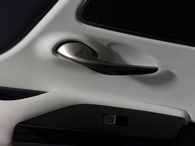 Certified 2022 Lexus ES 350 F Sport image 25