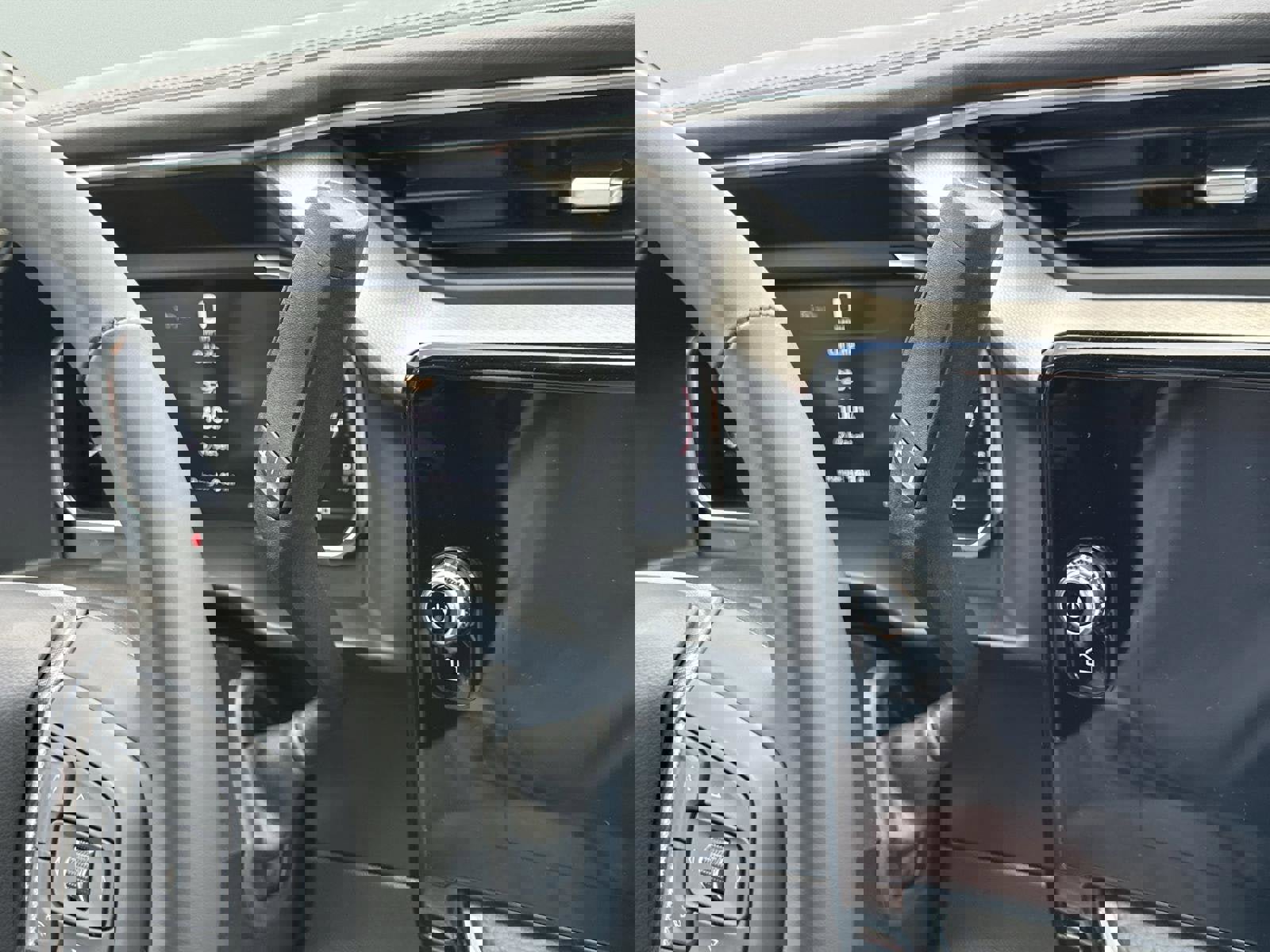 New 2026 GMC Sierra 2500 Denali w/ Denali Reserve Package image 33