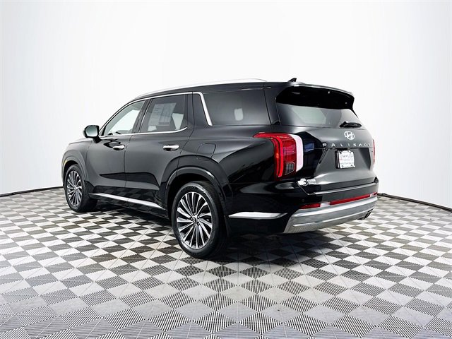 Used 2023 Hyundai Palisade Calligraphy w/ Cargo Package image 6
