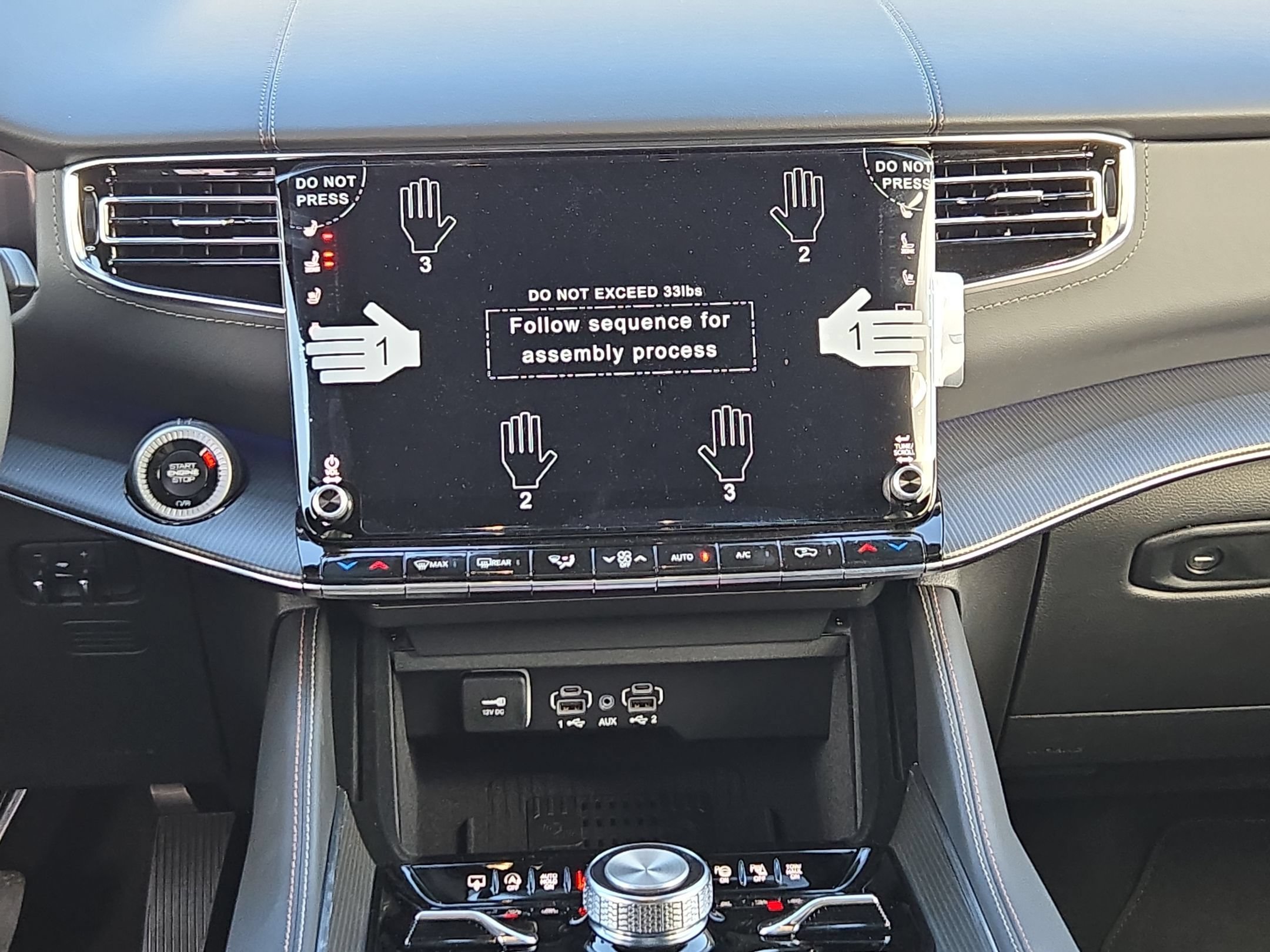 New 2027 Jeep Grand Wagoneer L Summit w/ Premium Group III AWD/4WD image 16