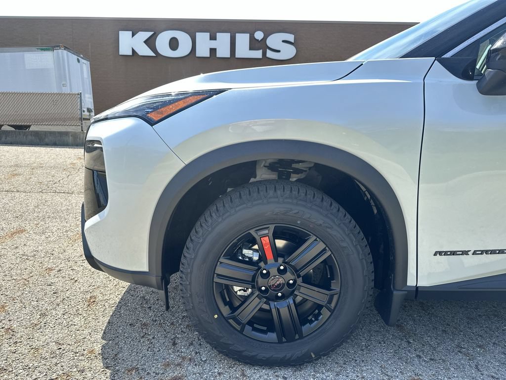 New 2026 Nissan Rogue SV AWD/4WD image 18