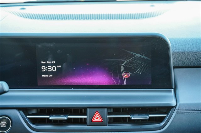 Certified 2024 Kia Seltos SX w/ SX Sunroof Package image 15