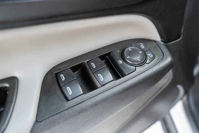 Used 2023 Chevrolet Equinox LS image 19