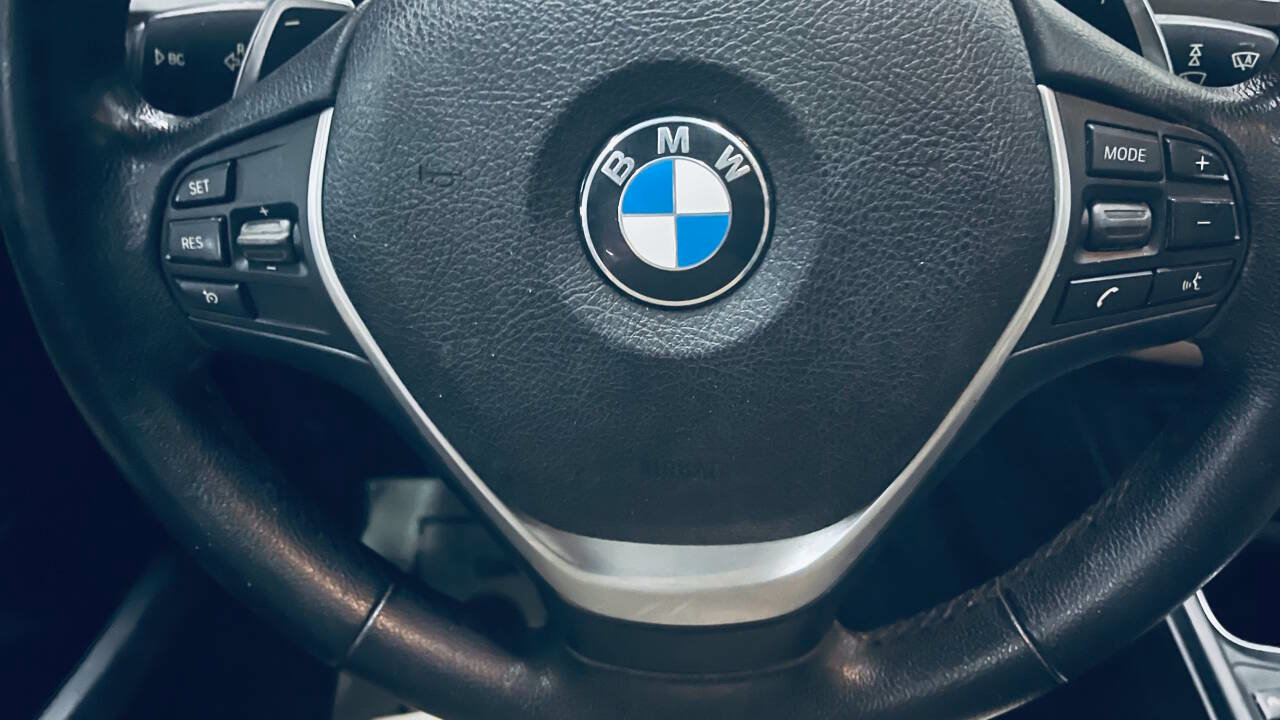 Used 2017 BMW 330i Sedan RWD image 27