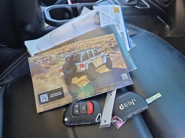 Used 2023 Jeep Wrangler Sahara 4xe w/ Cold Weather Group image 15