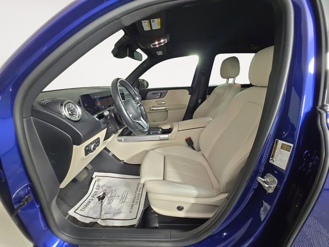 Used 2023 Mercedes-Benz GLB 250 4MATIC image 9