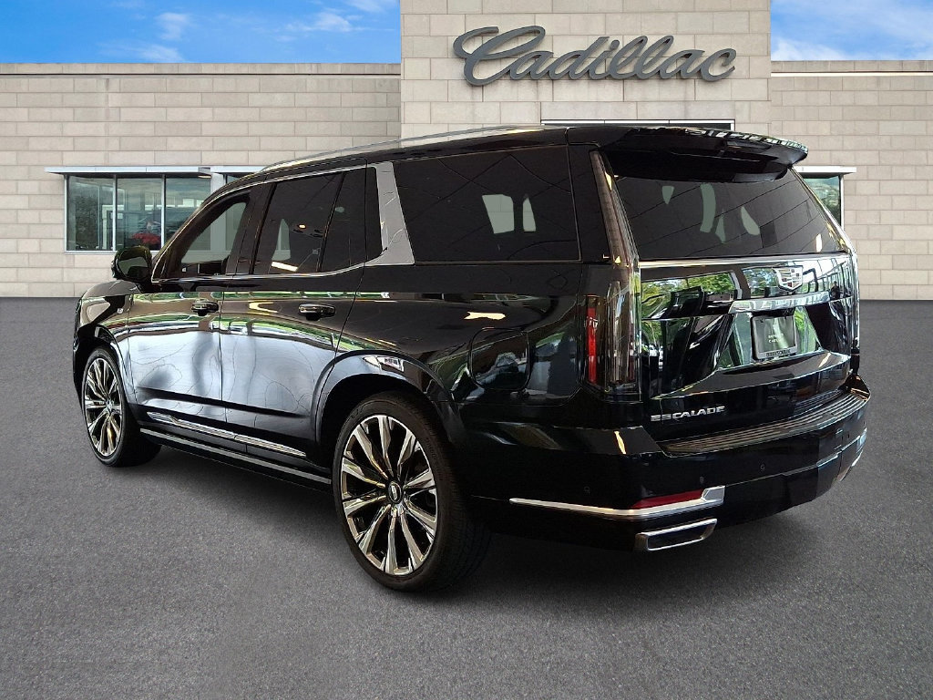 New 2026 Cadillac Escalade Luxury w/ Touring Package AWD/4WD image 4