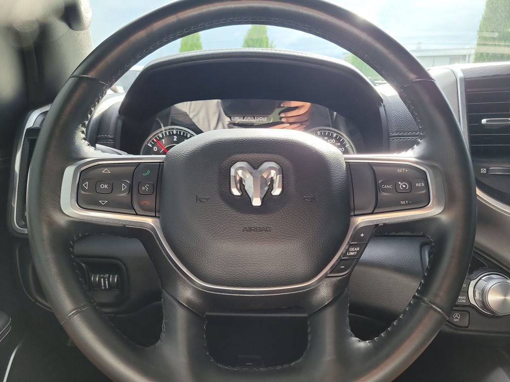 Used 2023 RAM 1500 Laramie AWD/4WD image 32