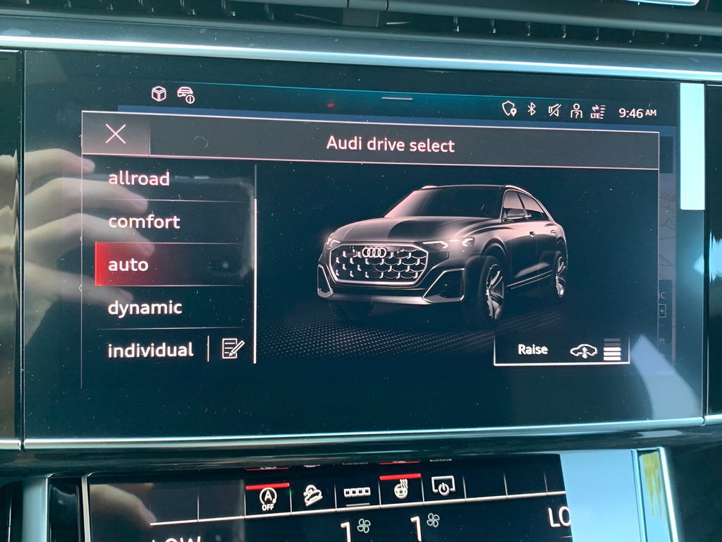 New 2026 Audi Q8 Premium Plus AWD/4WD image 21
