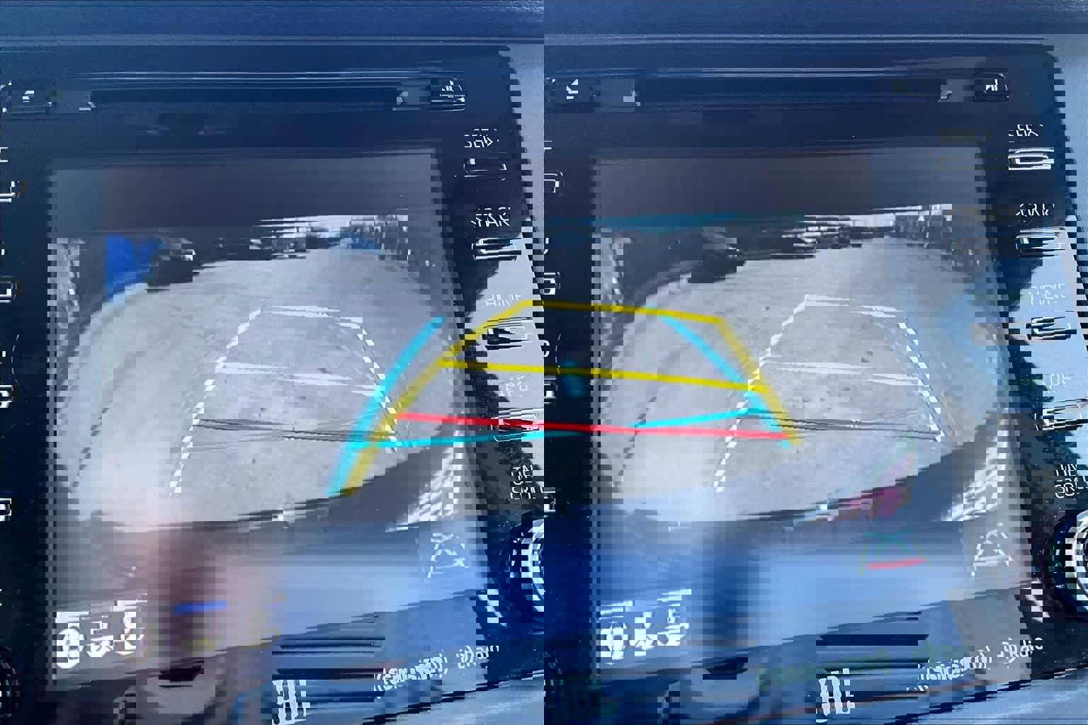 Used 2018 Toyota Sienna Limited Premium image 24