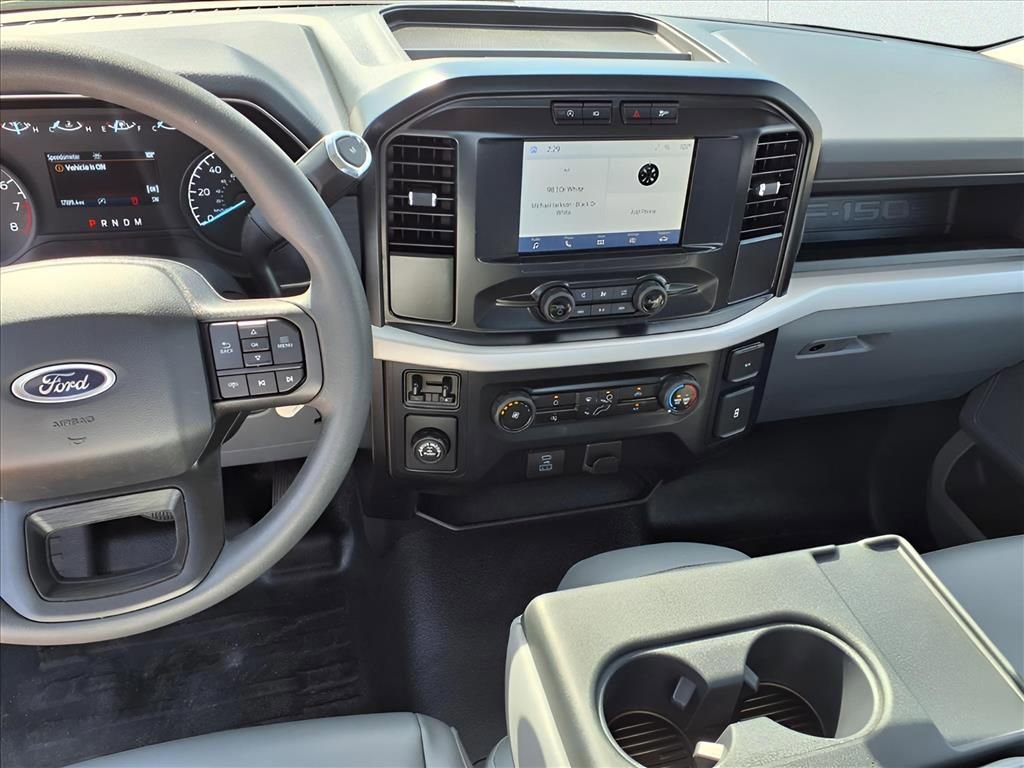 Used 2023 Ford F150 XL w/ Trailer Tow Package image 4