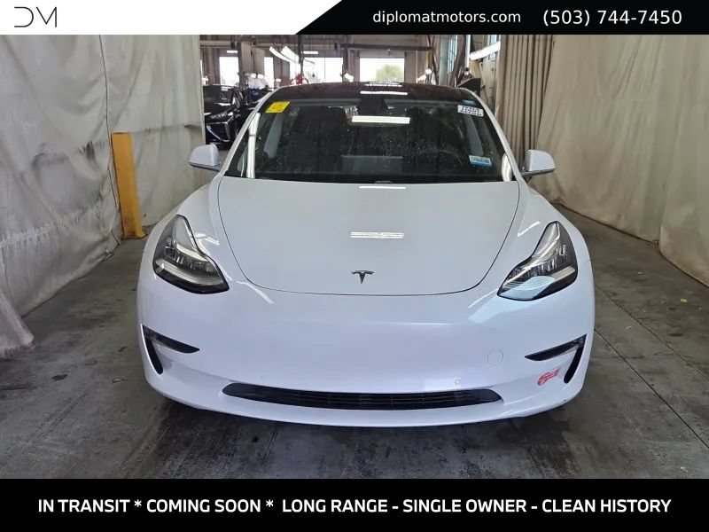 Used 2018 Tesla Model 3 Long Range RWD image 2