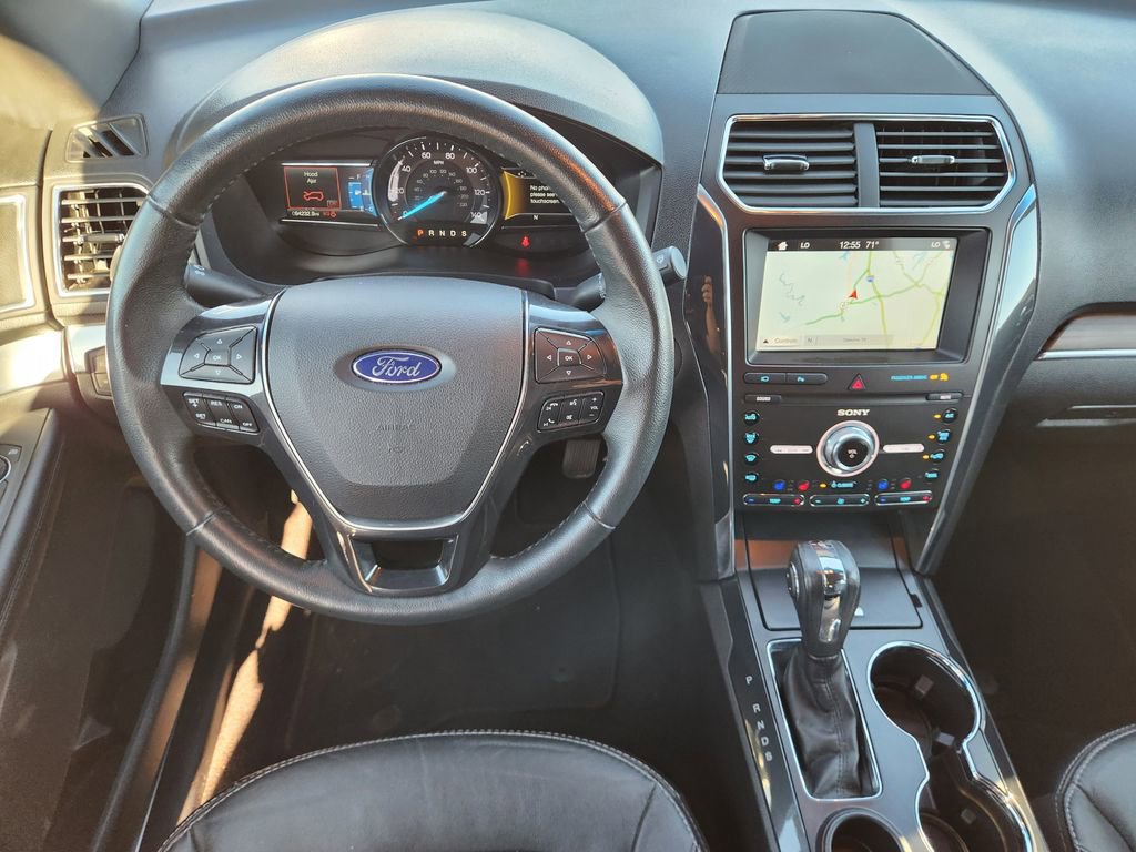 Certified 2019 Ford Explorer Limited w/ Class III Trailer Tow Package image 25