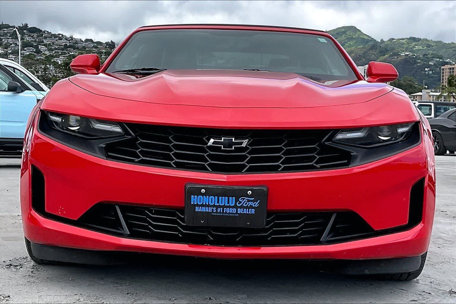 Used 2020 Chevrolet Camaro LT w/ Technology Package RWD image 6