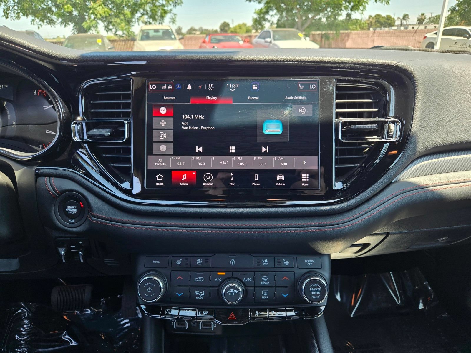Used 2025 Dodge Durango GT AWD/4WD image 12