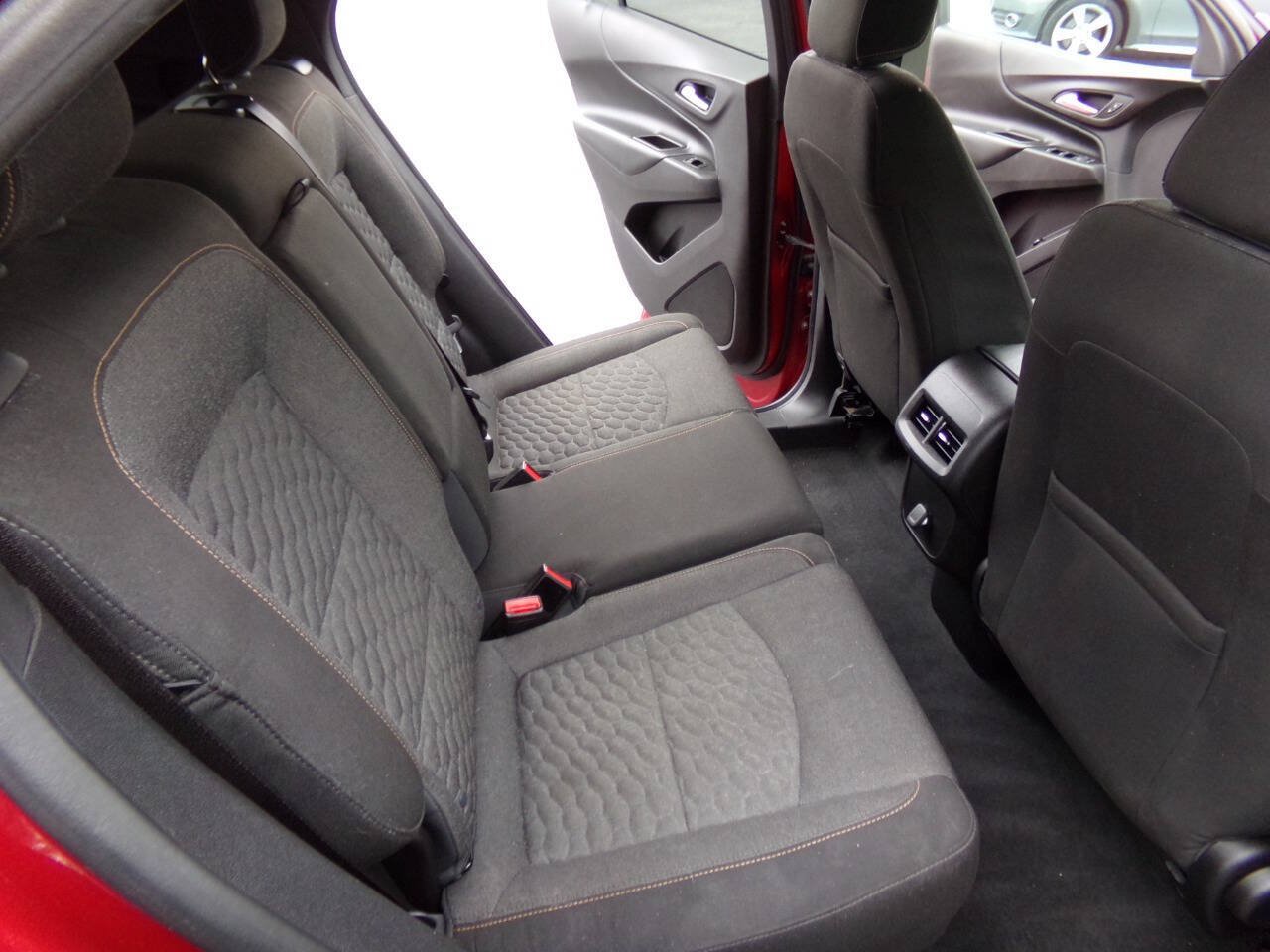 Used 2018 Chevrolet Equinox LT FWD image 34