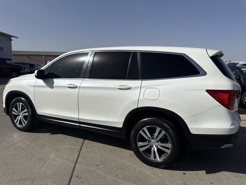 Used 2017 Honda Pilot EX-L image 4
