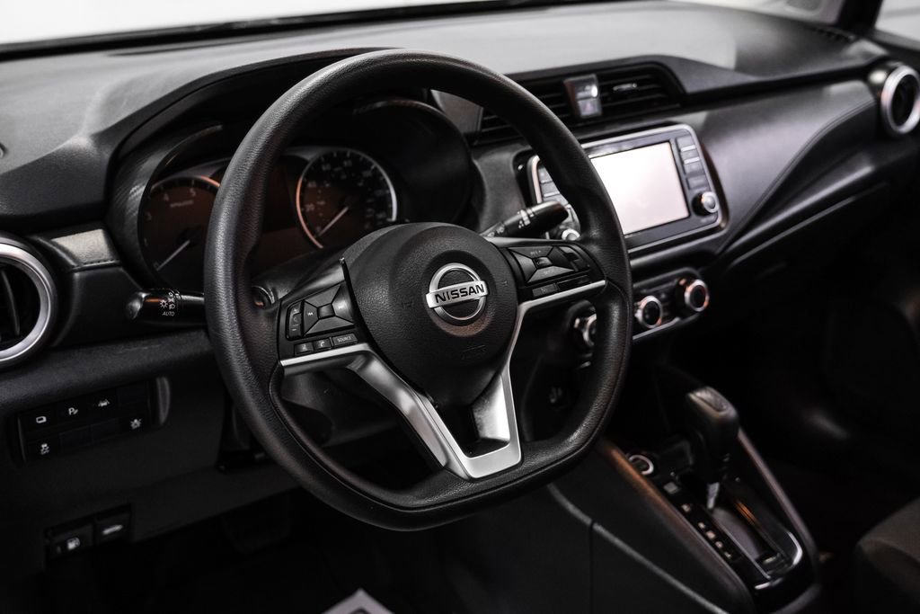 Used 2021 Nissan Versa S image 17