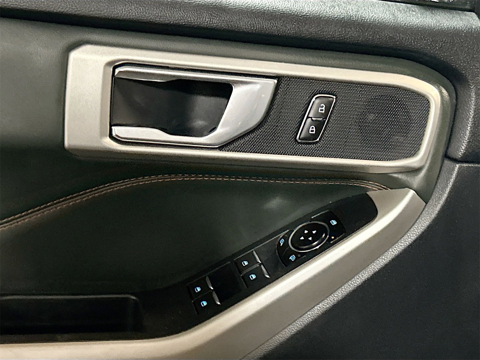 Used 2023 Ford Explorer Timberline image 18