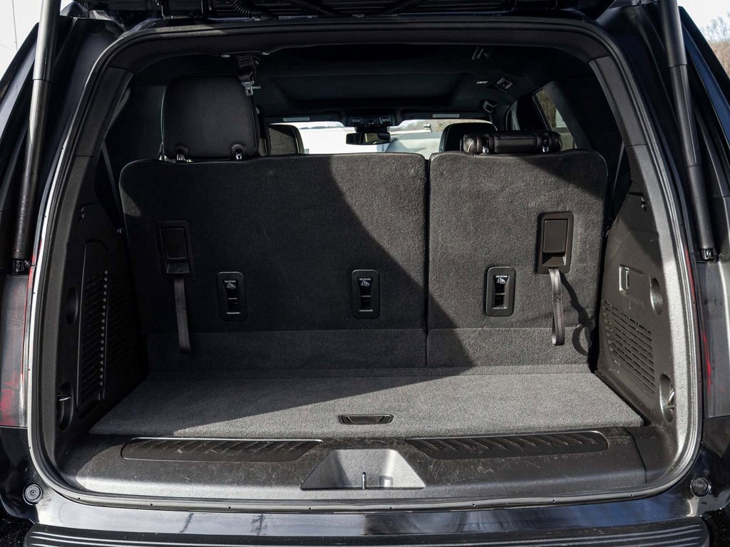 Used 2023 GMC Yukon SLT image 35