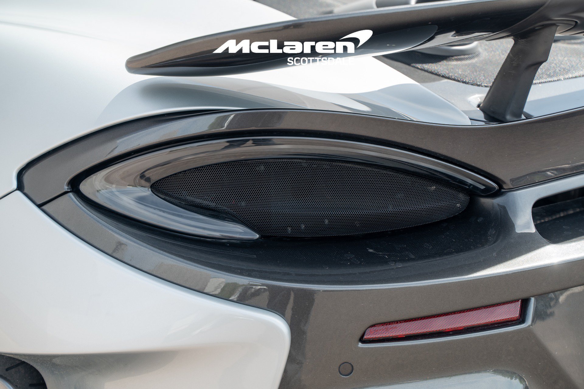 Used 2020 McLaren 600LT Spider RWD image 26