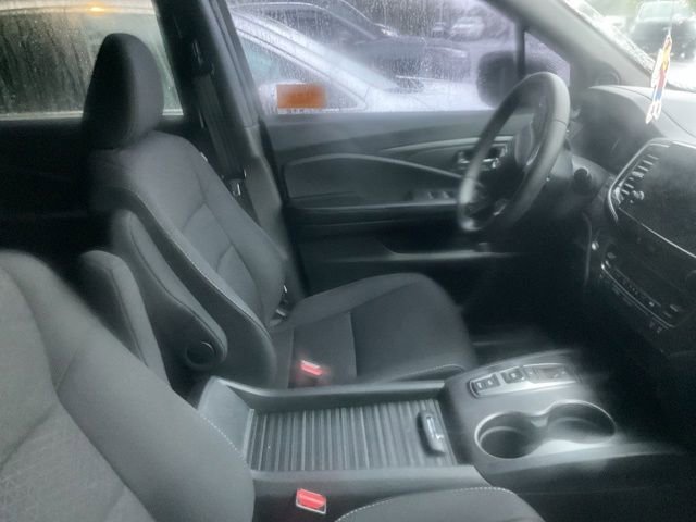 Used 2021 Honda Passport Sport image 4
