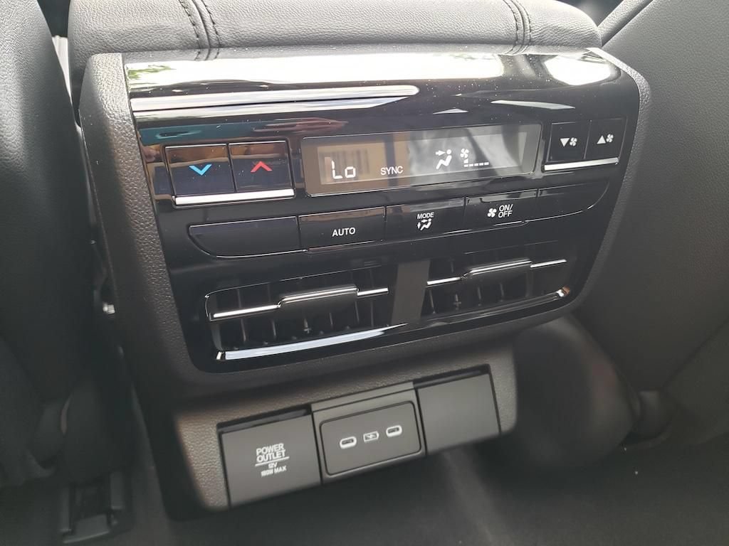 New 2026 Acura MDX SH-AWD image 6